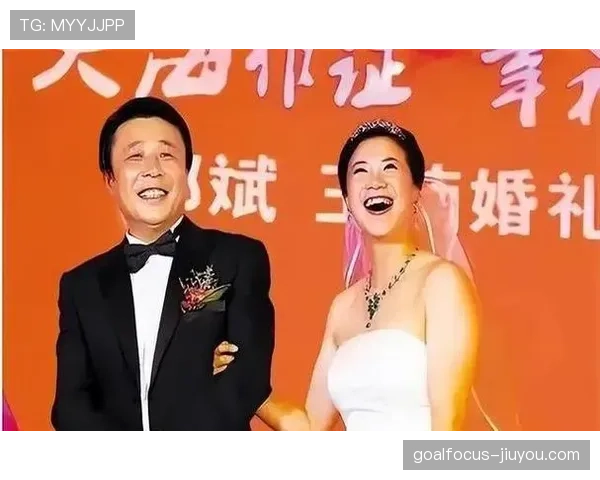 王楠退役后这生活也太爽了吧,天天带娃打高尔夫,自律到连早餐都卡点吃 王楠退役后这生活也太爽了吧,天天带娃打高尔夫,自律到连早餐都卡点吃